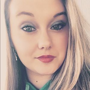 Meet your Posher, Haleigh